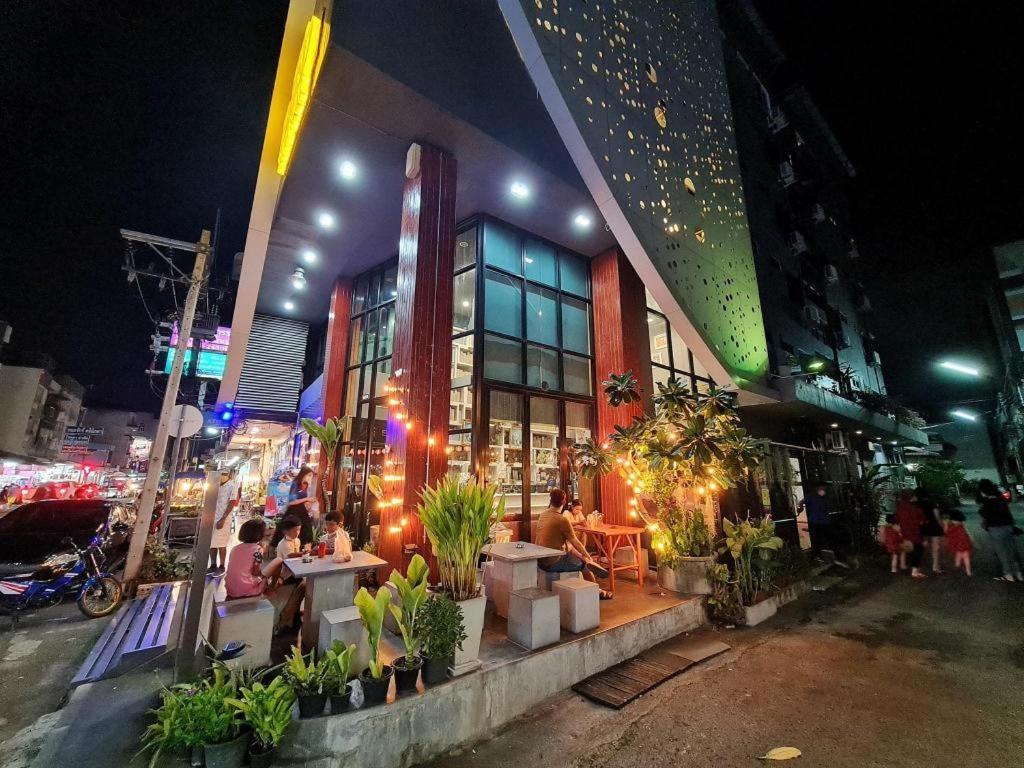 合艾床酒店 外观 照片